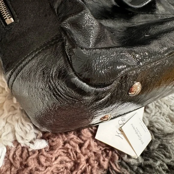 Yves Saint Laurent Shiny Black Shoulder Bag with Silver Accents - Picture 8 of 16